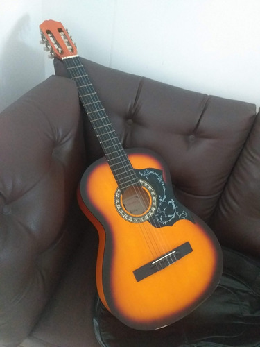 Guitarra Acústica Arianna