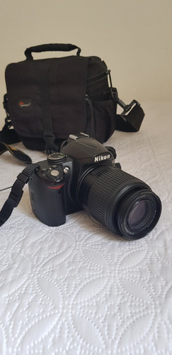 Câmera Nikon D3000 Lente 55-200 Mm