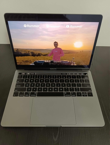 Macbook Pro 13 2019 I5 16gb Ssd 256 Touchbar