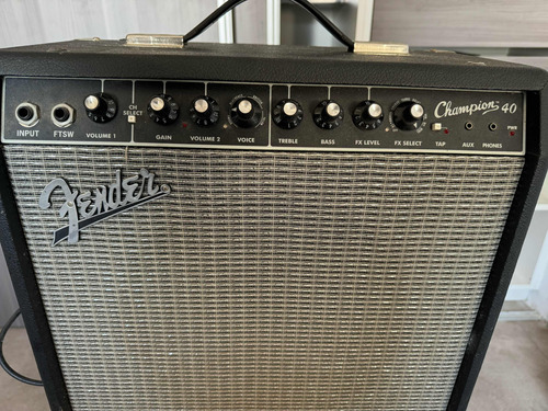 Amplificador Fender Champion 40 | No Marshall Orange Vox