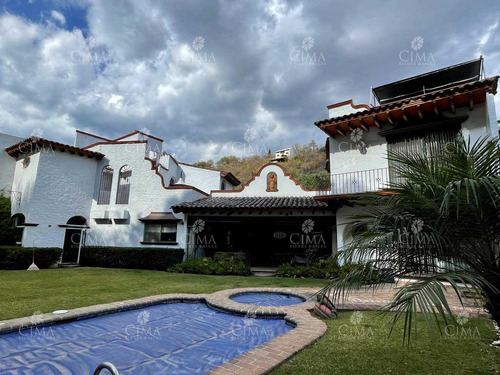 Renta Casa En Fraccionamiento La Cañada - R123