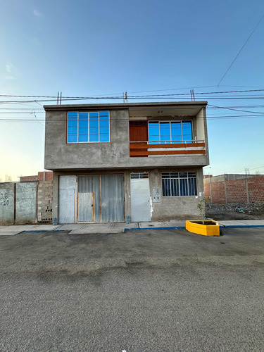 Vendo Casa Dos Pisos De Estreno Cerca Avenida - Imagen 2