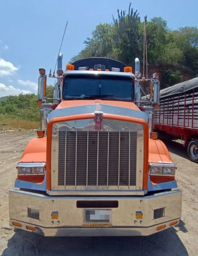 Kenworth T800 Segunda Serie 2011