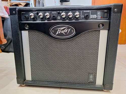 Combo Amplificador Guitarra Peavey Rage 258 Cor Preto