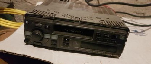 Autoestereo Alpine 7547