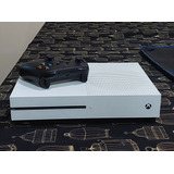 Xbox One S 1tb + 1 Mando