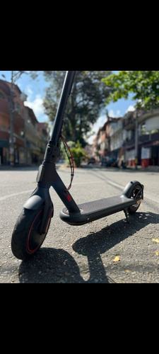 Patineta Eléctrica Xiaomi Scooter 4 Pro