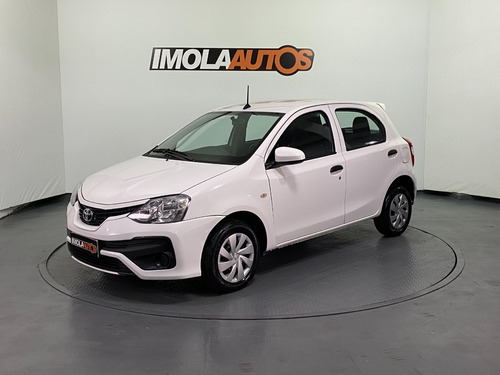 Toyota Etios 1.5x 5p Mt 2022 Imolaautos