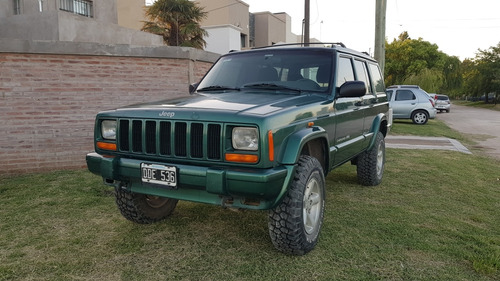 Jeep Cherokee 2000 4.0 Classic At