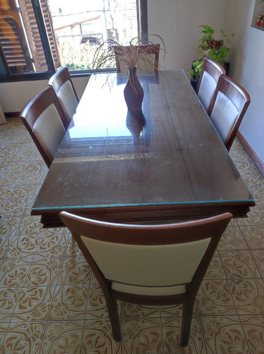 Juego De Comedor Mesa Estilo Cedro  Y 6 Sillas Modernas 