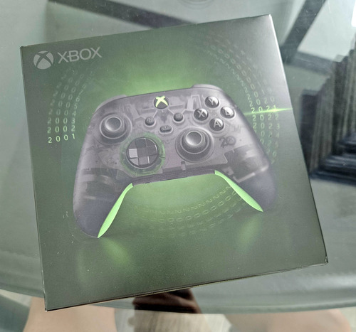 Control Xbox Series X 20 Anniversary 