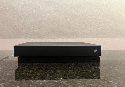 Xbox One X Negro Con Capacidad De 1 Tb Y 12 Gb De Ram