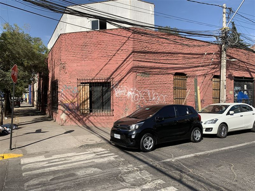 Casa En Venta En Santiago