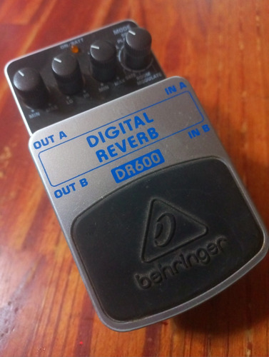 Pedal Efecto Behringer Digital Reverb Dr600