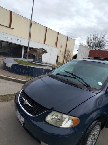 Chrysler Town & Country 2001 3.8 Limited Mt