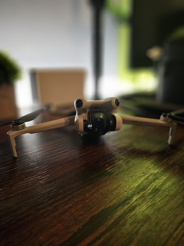 Dji Dron Mini 4 Pro Fly Combo 