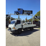 Hyundai Hd78 Con Caja Año 2017 Rentaltrucks Vial