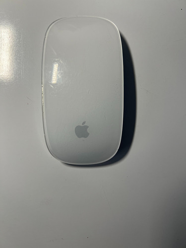 Mouse Táctil Apple  Mouse Magic A1296 Blanco