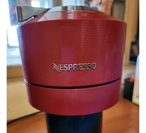 Cafetera Nespresso Inissia Color Rojo