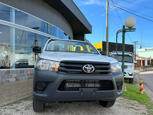 Toyota Hilux Cabina Simple 2.4 Tdi Chasis 4x2 0km My2024 