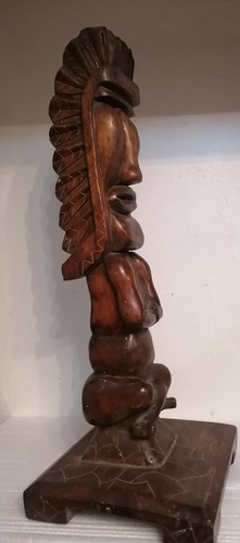 Estatua Figura Totem Sagrado Tribal Tallado En Madera Museo