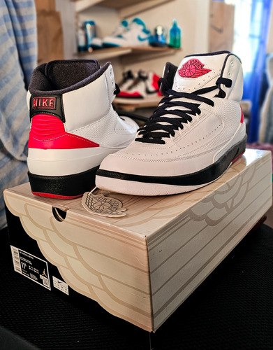 Air Jordan Retro 2 Red Chicago 