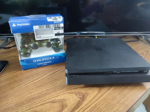 Playstation 4 Slim