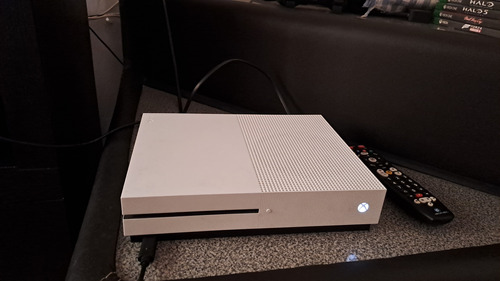 Xbox One S 1tb Con 7 Juegos