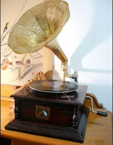 Gramofone Vitrola A Corda  Roda Só 78 Rpm