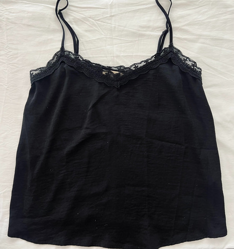 Blusa Holister Negra Con Encaje.