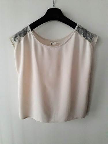 Blusa Muaa Con Encaje  En Nude T40