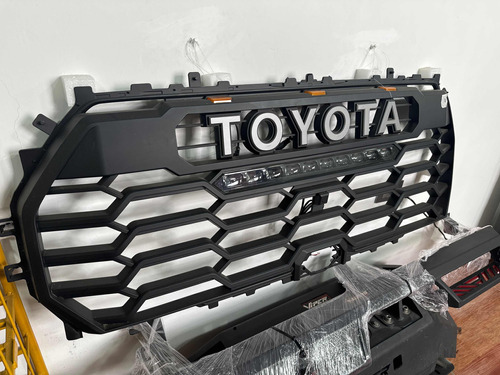 Parrilla Delantera Trd Toyota Tundra 2021+ Foto 2