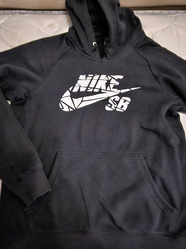 Buzo Nike Sb Negro Talle Medium. 