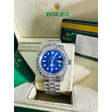 Reloj Rolex Con Diamantes Color Plata Fondo Azul