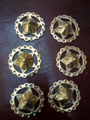 Cocardas De Bronce Para Aperos, Monturas, Sulkys.