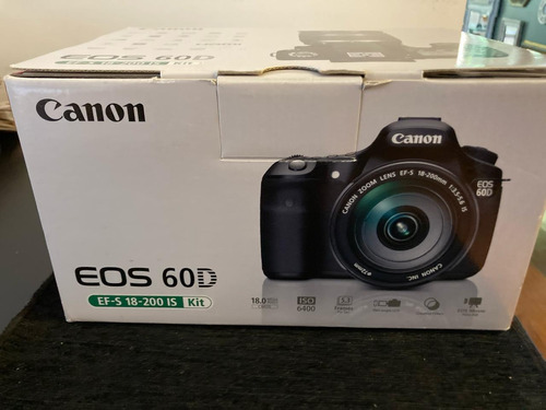 Câmera Canon Eos 60d + Lente 18-200mm Mais Acessórios