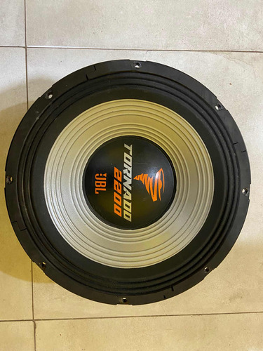 Alto Falante Tornado 15 Polegadas Jbl Woofer 2200/1100wrms