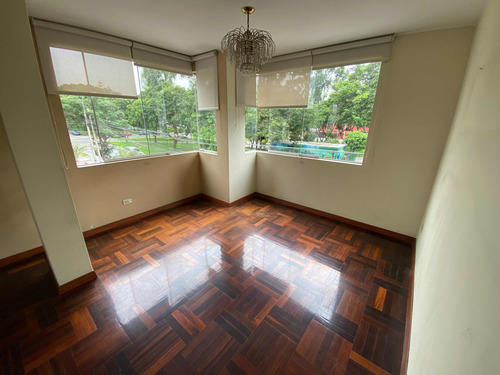 Vendo Departamento De 91m2 En Surco Urb Vista Alegre