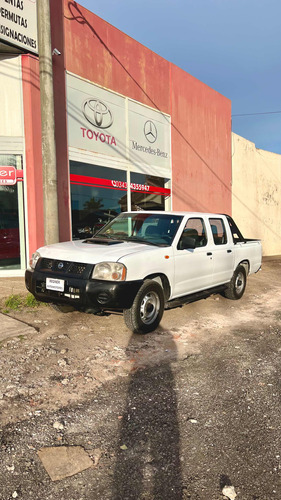 Nissan Np300 2012 2.5 Cabina Doble 133cv 4x2