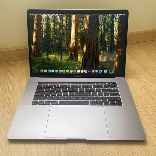Macbook Pro Retina 15 I7 2.6 Ghz 16gb Ram 512gb Ssd Em Mãos Macbook Pro Retina 15 I7 2.6 Ghz 16gb Ram 512gb Ssd Em Mãos