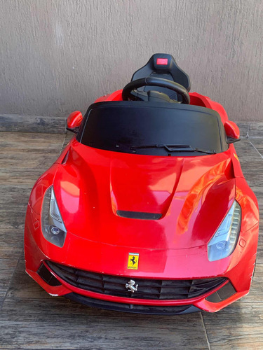 Auto A Batería Ferrari Rojo Con Acelerador Y Control Remoto