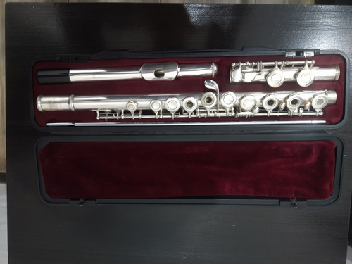 Flauta Yamaha 261 S2