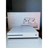 Xbox One S 1tb + 2 Controles