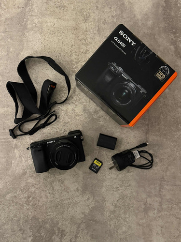 Camara Sony A6400 + Lente 16-50mm