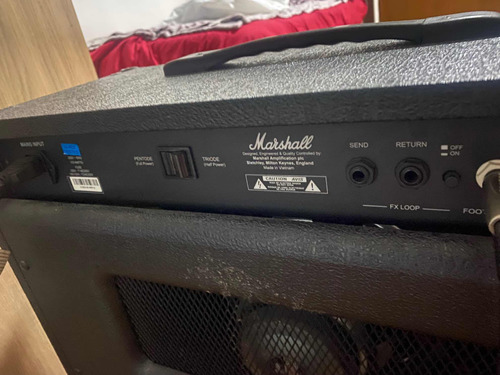 Amplificador Marshall Dsl40c