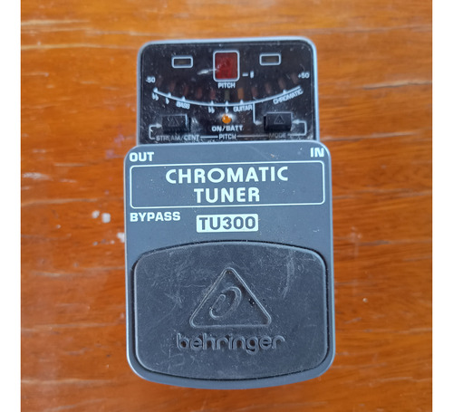 Pedal Afinador Behringer Tu300 Chromatic Tuner