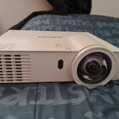 Proyector Video Beam Ricoh Pj K360