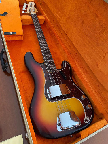 Fender American Vintage 63 Precision Bass