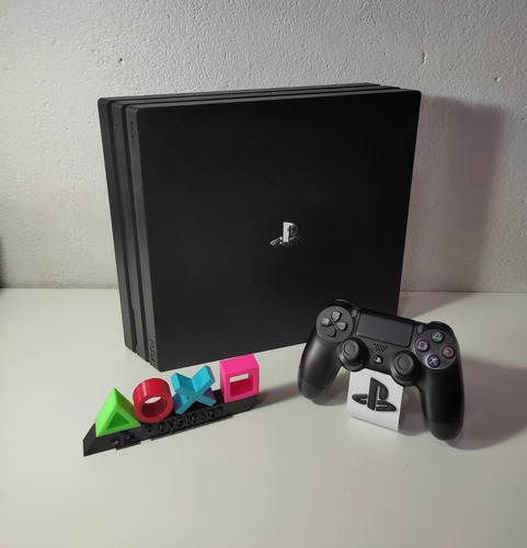 Sony Playstation 4 Pro 1tb Ps4 Pro 4k ( Jogo Grátis )