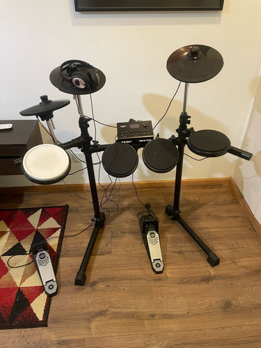 Bateria Electrica Hitman Hd-4 + Auriculares